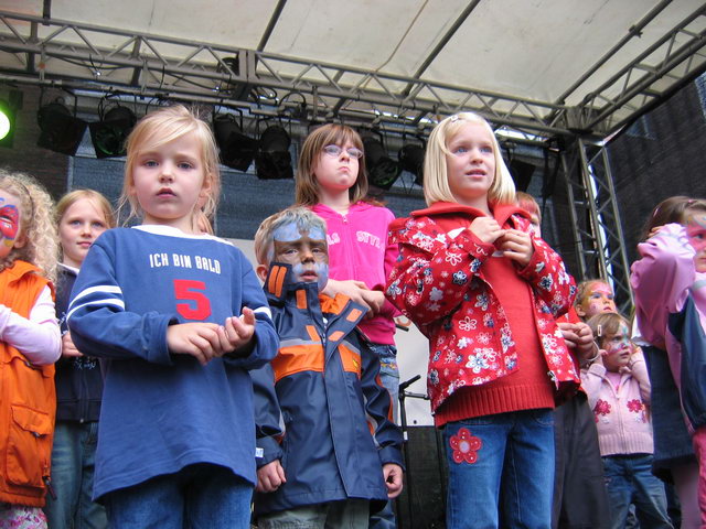 gal/2007/2007 Ruettenscheider Kinderfest/2007 Saitentwist Ruettenscheider Kinderfest 1.9. 404.jpg